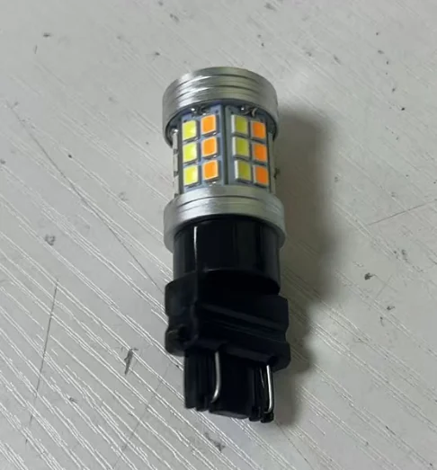T20 LED Car Bulb T25 3157 P27/7W 7443 W21/5W 1157 BAY15D 45Smd Auto Canbus Brake Lamp DRL Turn 1005010525744223
